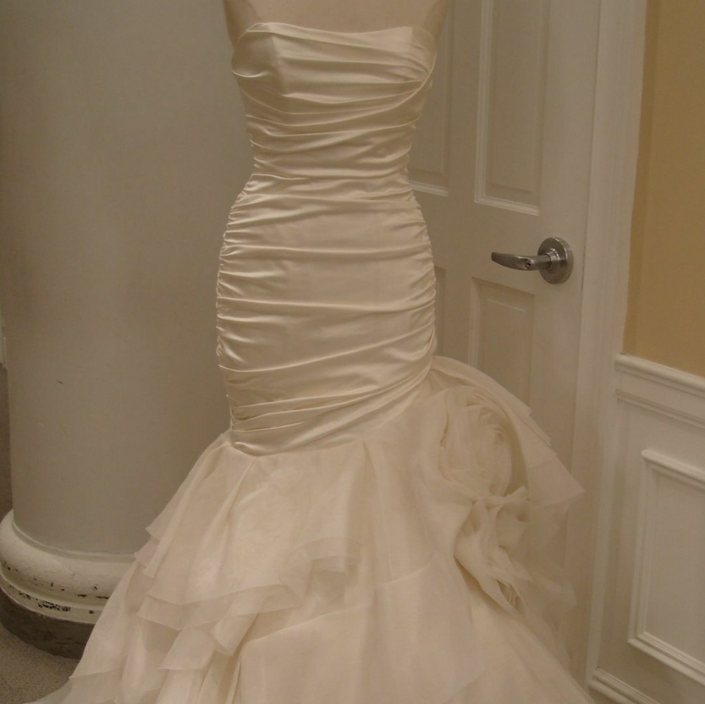 Kleinfeld Wedding dress